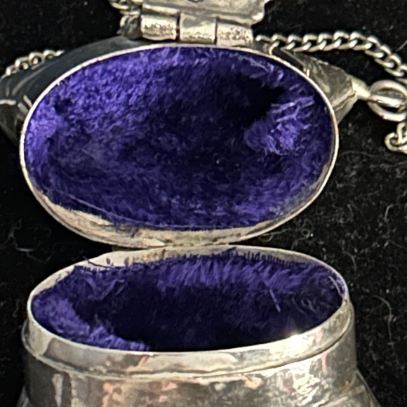 🔥SALE🔥Antique Victorian Silver Plate Reliquary Trinket Box... - Picture 7 of 10